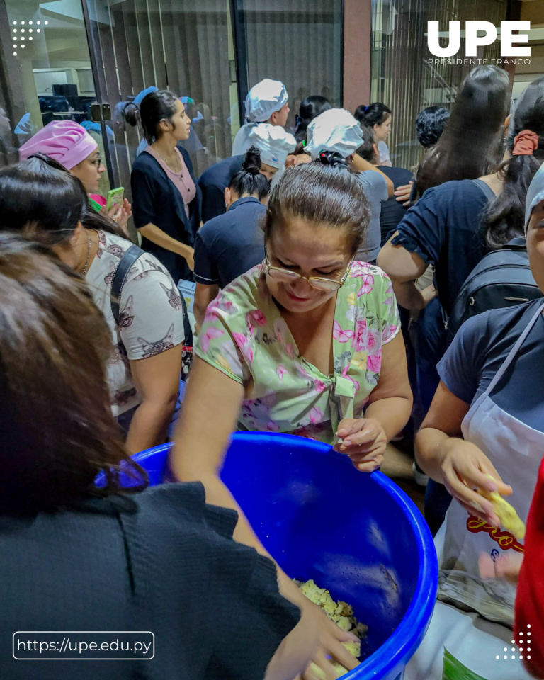 Tradicional Chipa Apo en la UPE: Compartiendo y Reanimando la Cultura